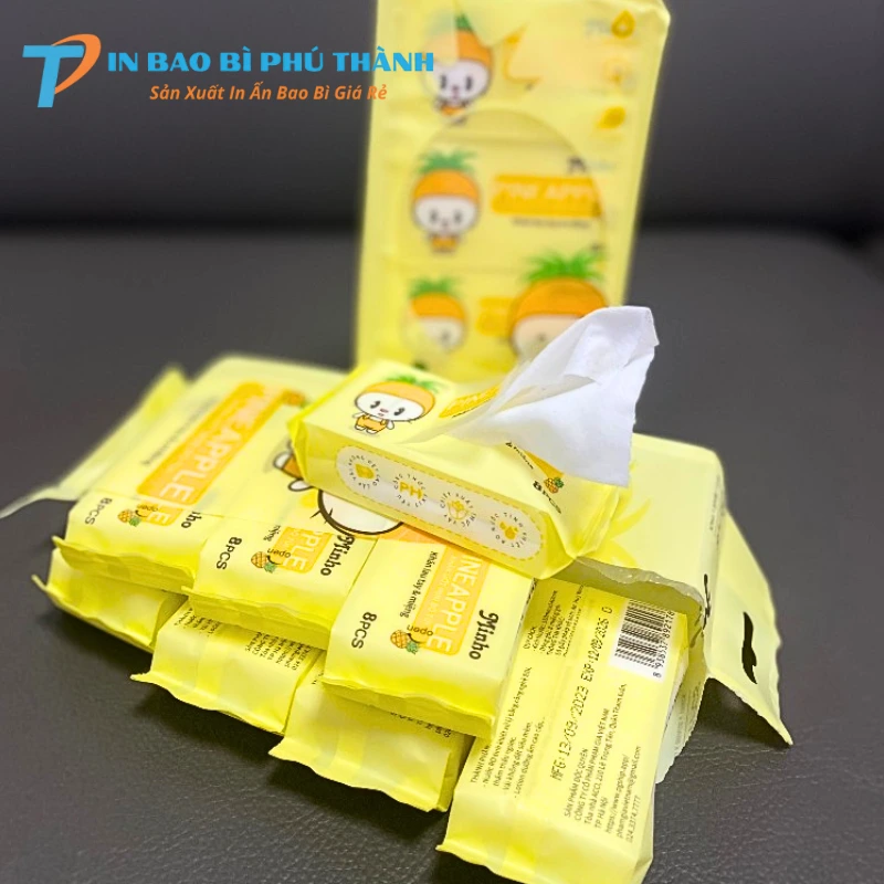 Bao bì khăn ướt thiết kế nắp dán trực tiếp