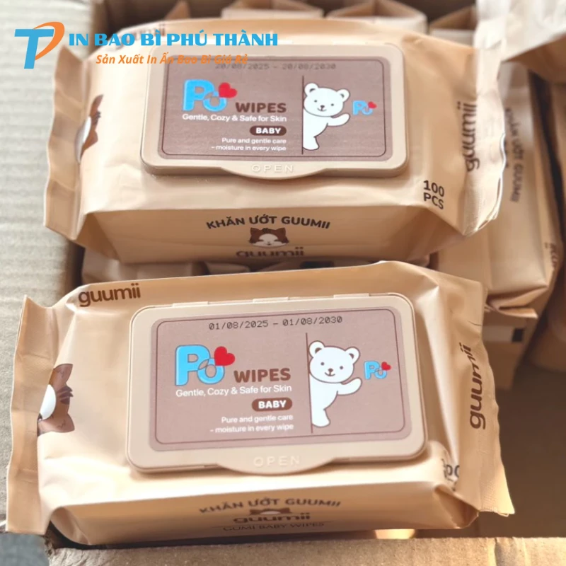 Bao bì khăn ướt thiết kế nắp nhựa cao cấp