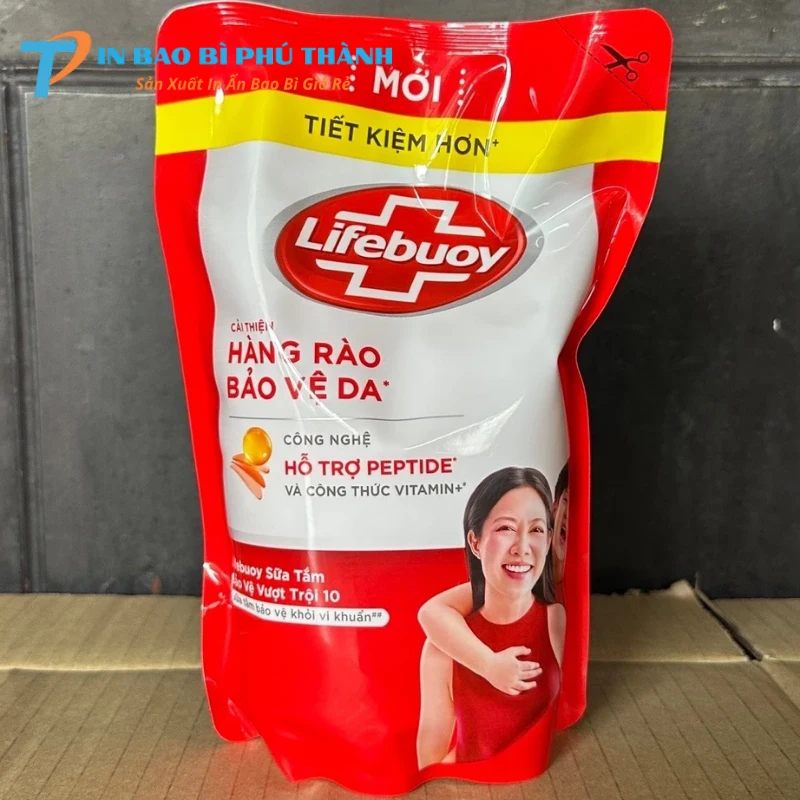 In bao bì đựng sữa tắm bằng công nghệ ống đồng